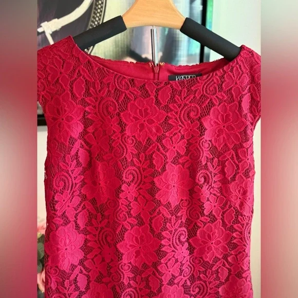 Kasper Red Floral Lace Sheath Dress Medium Cap Sleeve 35” Lined Cocktail - Picture 5 of 6